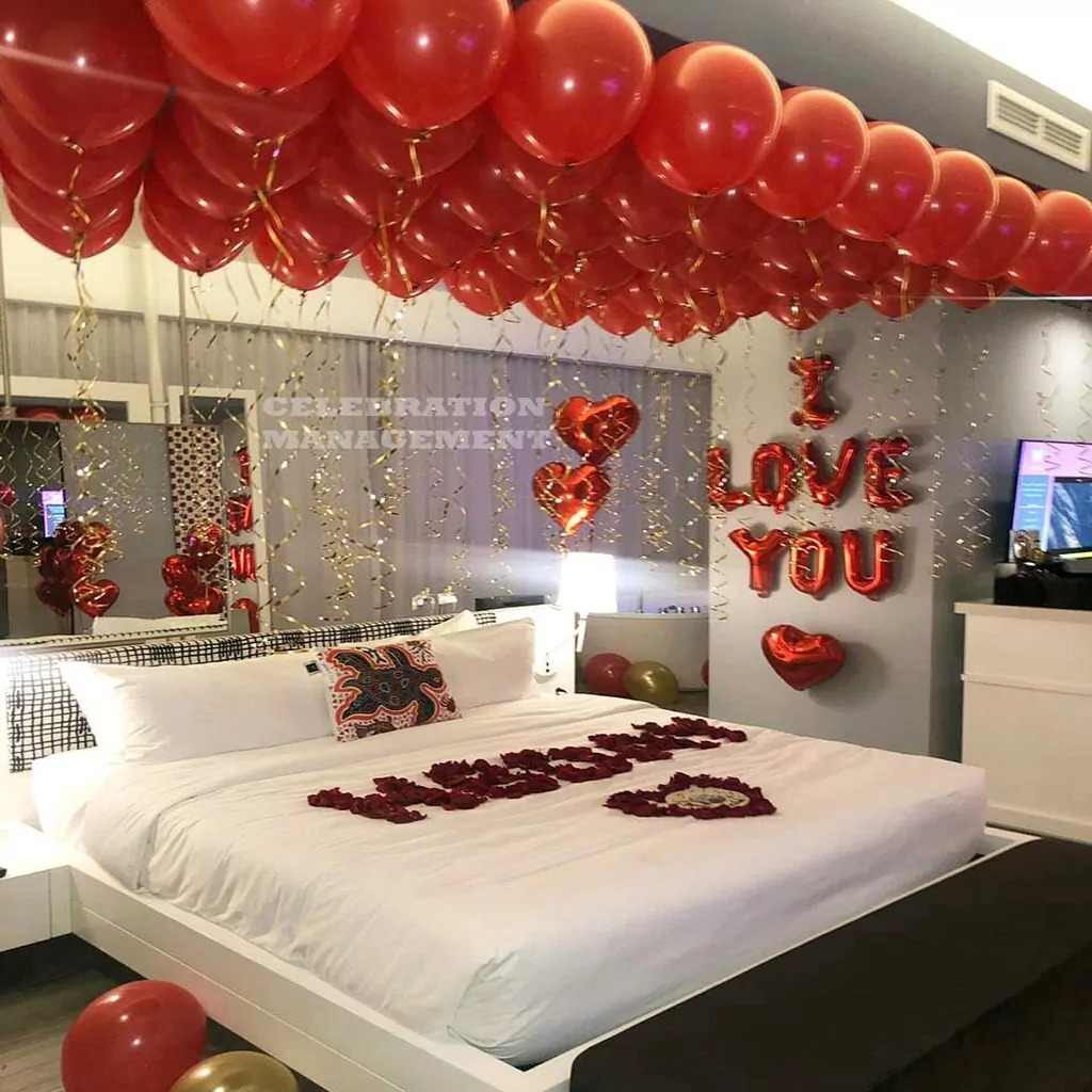 Romantic Hotel Room Decoration