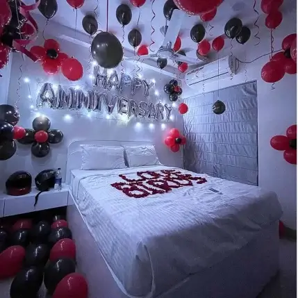 Couple Anniversary Room Decoration